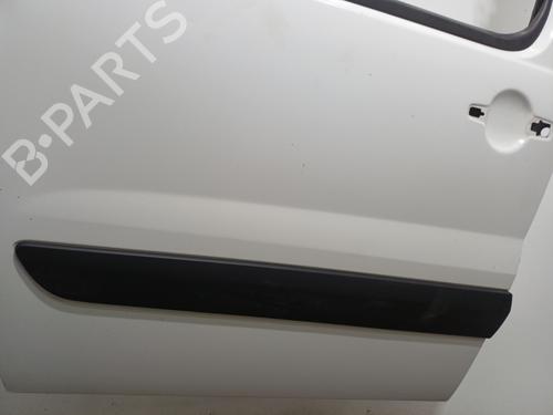 Used Left front door Left front door 36847558 36847558