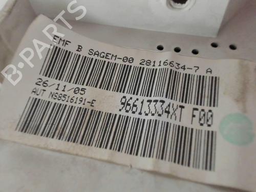 display-monitor-peugeot-206-sw-2ek-2002-28811095 main image