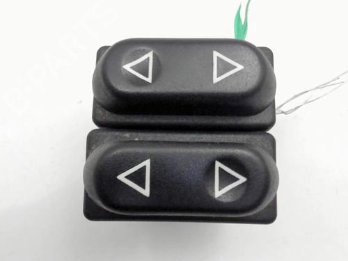 Used Left front window switch PEUGEOT 106 I (1A, 1C) 1.1 (60 hp) 30363784