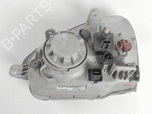 Right headlight HYUNDAI SANTA FÉ I (SM) 2.0 CRDi 4x4 | BP20401135C29 