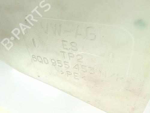 Windscreen washer tank VW POLO (9N_, 9A_) 1.9 SDI | BP20467672C113 