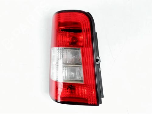 Venstre Baklys CITROËN BERLINGO / BERLINGO FIRST MPV (MF_, GJK_, GFK_) 1.6 HDI 90 (MF9HX) (90 hp) 31817569