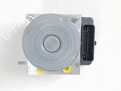 Used ABS pump ABS pump RENAULT CLIO V (B7_) 1.0 SCe 65 (B7MG) (67 hp) 20439764 20439764