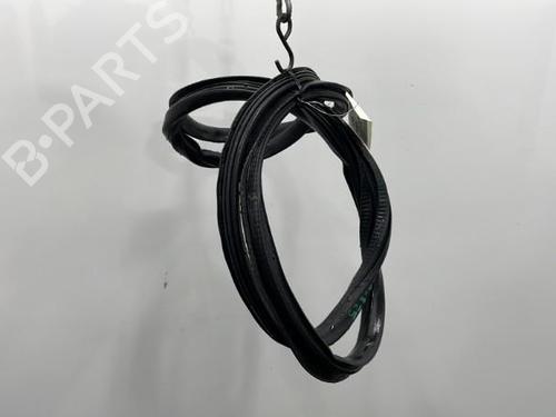 Rubber door seal AUDI A6 C5 Avant (4B5) 1.9 TDI 4B9833721M