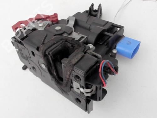 Used Front left lock Front left lock SKODA ROOMSTER (5J7) [2006-2015] 33894964 33894964