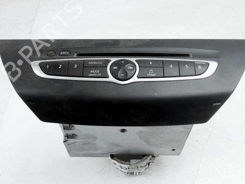 Used Radio Radio RENAULT LAGUNA III (BT0/1) 1.5 dCi (BT00, BT0A, BT0T, BT1J) (110 hp) 39733511 39733511