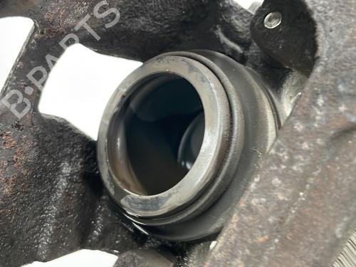 Used Left front brake caliper Left front brake caliper ALFA ROMEO GIULIETTA (940_) 2.0 JTDM (940.FXL1A) (140 hp) 26035392 26035392