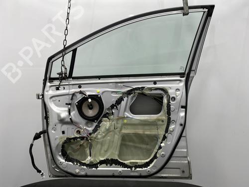 Right front door TOYOTA COROLLA Verso (ZER_, ZZE12_, R1_) 2.0 D-4D (CUR10_, CUR10R) | BP20394809C3 