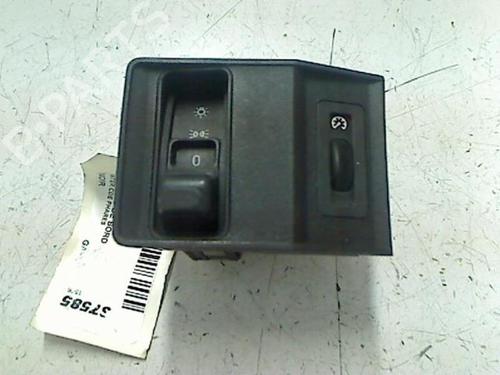 Used Headlight switch BMW 5 (E34) 525 tds (143 hp) 21232051