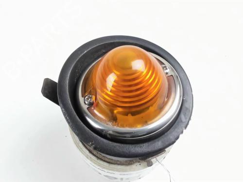 Used Right front indicator Right front indicator 25265562 25265562