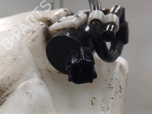 windscreen-washer-tank-volvo-c30-533-20-d-31253164-2006-2007-2008-2009-2010-2011-2012-2013-20467921 main image