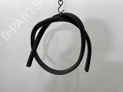 Used Rubber door seal OPEL TIGRA TwinTop (X04) 1.4 (R97) (90 hp) 26964896