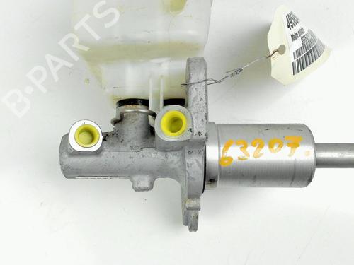 Used Brake master cylinder BMW 5 Touring (F11) 525 d (204 hp) 20402457