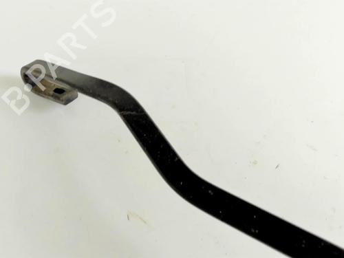 Front windshield wiper arm LAND ROVER FREELANDER I (L314) 2.0 Td4 4x4 | BP21236140C143 