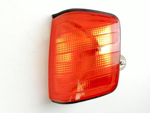 Used Left front indicator Left front indicator MERCEDES-BENZ 190 (W201) D 2.5 (201.126) (94 hp) 20471998 20471998