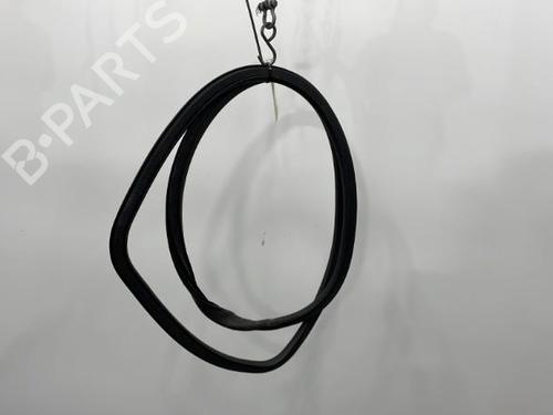 Used Rubber door seal OPEL CROSSLAND X / CROSSLAND (P17, P2QO) 1.2 (75) (131 hp) 20397425