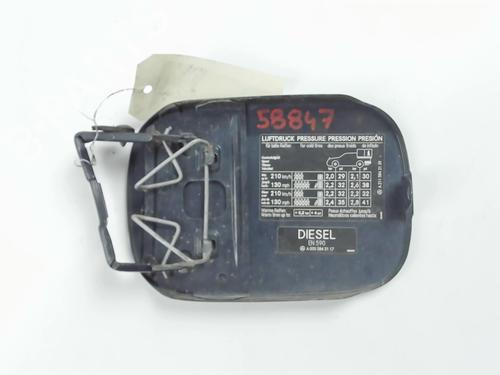 Fuel flap MERCEDES-BENZ E-CLASS (W211) E 270 CDI (211.016) | BP20446084C131