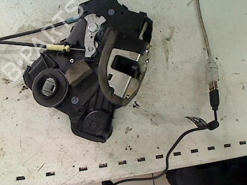 Front left lock SUZUKI GRAND VITARA II (JT, TE, TD) 1.9 DDiS All-wheel Drive (JT419, TD44, JB419WD, JB419XD,... | BP20415017C98 