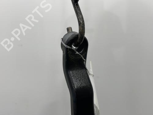 Front windshield wiper arm VOLVO V40 Estate (645) 1.8 i | BP23779713C143 