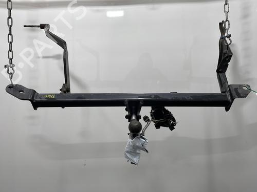 Używane Hak holowniczy / Mechanizm RENAULT SCÉNIC I MPV (JA0/1_, FA0_) 1.9 dCi (JA05, JA1F) (102 hp) 29138787