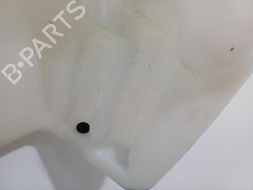 Used Windscreen washer tank Windscreen washer tank 39553700 39553700