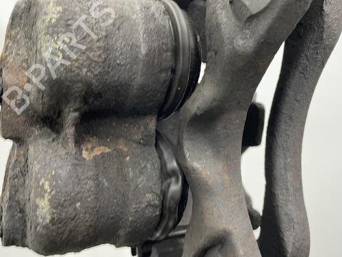 Used Right front brake caliper Right front brake caliper RENAULT TRAFIC Van (T_, P_, V_) 2.1 D (58 hp) 28683477 28683477