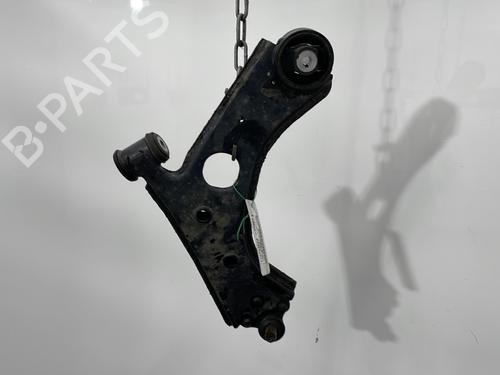 Used Left front suspension arm FIAT 500L (351_, 352_) 1.3 D Multijet (199LXY1A, 199LXY11) (84 hp) 30479934