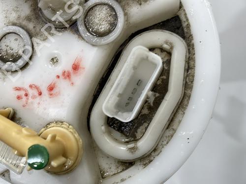 Fuel pump CITROËN JUMPY II Van 1.6 HDi 90 8V | BP28567631M76 - Image 2