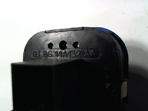 Left front window switch FORD MONDEO II Saloon (BFP) 1.6 i | BP20408332I27 