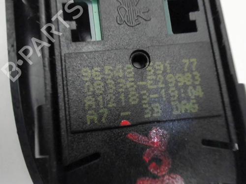 Used Left front window switch Left front window switch PEUGEOT 207 (WA_, WC_) 1.6 HDi (90 hp) 33131405 33131405