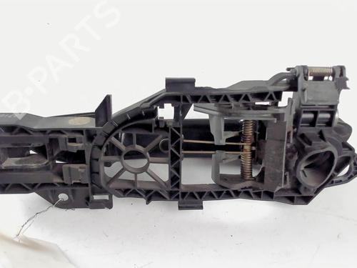 Used Front right exterior door handle Front right exterior door handle 22102472 22102472