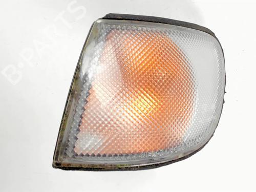 Used Left front indicator NISSAN SUNNY III Hatchback (N14) 1.6 i (90 hp) 22102317