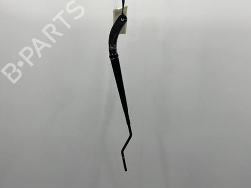 Front windshield wiper arm RENAULT CLIO IV (BH_) 1.5 dCi 90 | BP20445627C143 