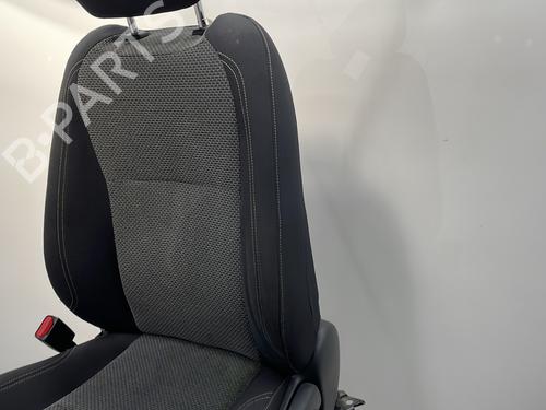 Left front seat TOYOTA YARIS (_P13_) 1.5 Hybrid (NHP130_, NHP130) | BP22415396C15 