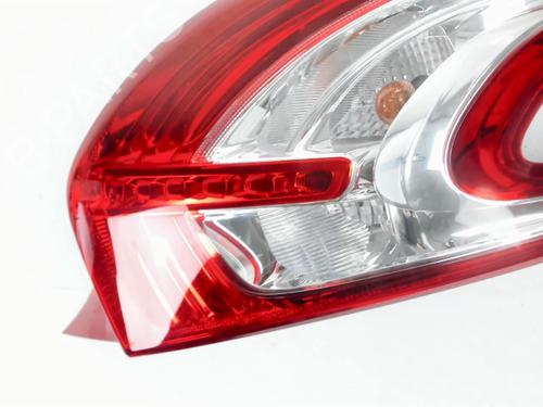 Right taillight PEUGEOT 208 I (CA_, CC_) 1.4 HDi | BP27664255C35 