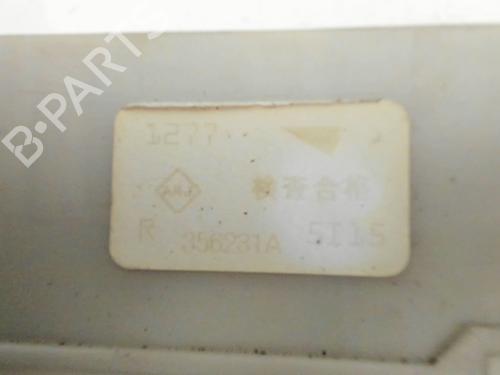 Used Fuse box Fuse box 37652632 37652632