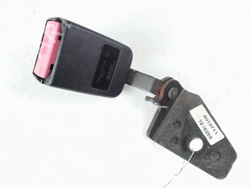 Used Seat buckle Seat buckle PEUGEOT 407 (6D_) 2.0 HDi 135 (6DRHRH, 6DRHRE, 6DRHRG, 6DRHRJ) (136 hp) 23779965 23779965