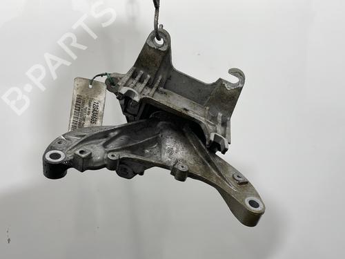 Used Gearbox mount RENAULT TRAFIC III Van (FG_) 1.6 dCi 115 (FGMD) (116 hp) 32138942