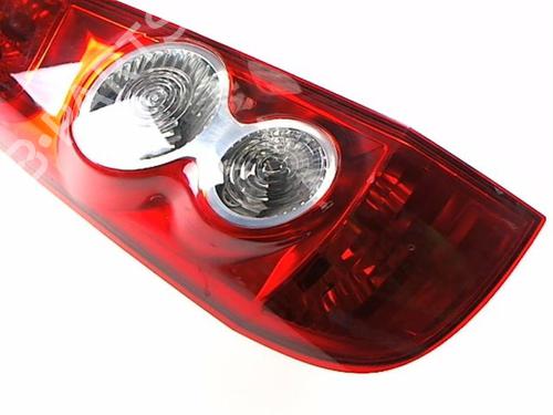Left taillight FORD FIESTA V (JH_, JD_) 1.6 16V | BP20472411C34 