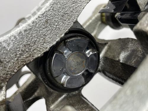 Left rear brake caliper HYUNDAI BAYON (BC3) 1.0 T-GDI 48V-Hybrid | BP30720454M107 