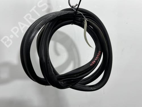 Gummiliste CITROËN BERLINGO / BERLINGO FIRST Box Body/MPV (M_) 2.0 HDI 90 (MBRHY, MCRHY) (90 hp) 33184388