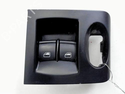 Raamschakelaar links voor AUDI TT (8J3) 2.0 TFSI (200 hp) 31679373