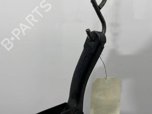 Front windshield wiper arm FORD MONDEO III (B5Y) 2.0 16V TDDi / TDCi | BP29604044C143 