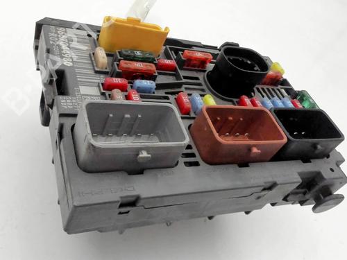 Used Fuse box Fuse box 37414681 37414681