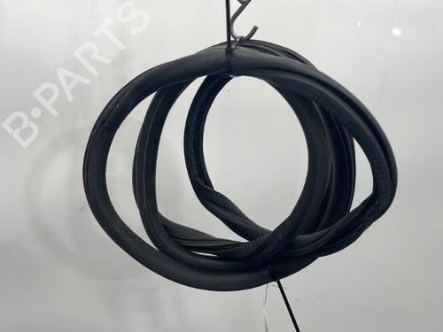 Rubber door seal PEUGEOT 308 II (LB_, LP_, LW_, LH_, L3_) 1.5 BlueHDI 100 | BP20396838C142 