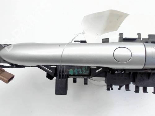 Used Front left exterior door handle RENAULT SCÉNIC II (JM0/1_) 1.9 dCi (JM0G, JM12, JM1G, JM2C) (120 hp) 30795075