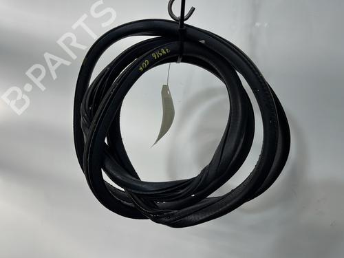 Used Rubber door seal CITROËN C1 II (PA_, PS_) 1.2 VTi 82 (82 hp) 32482381