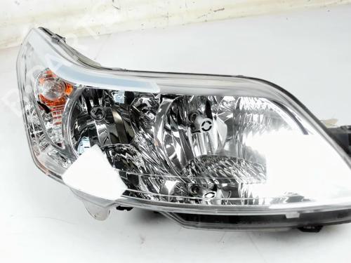 Używane Lampa przednia prawa CITROËN C4 I (LC_) 1.6 16V (109 hp) 29976559