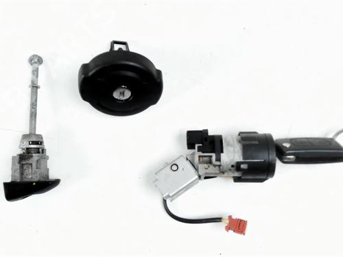 Used Ignition barrel PEUGEOT 308 I (4A_, 4C_) 1.6 HDi (109 hp) 31355418