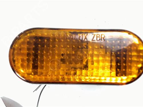 Used Right front indicator Right front indicator VW GOLF III (1H1) 1.9 D (64 hp) 20456288 20456288